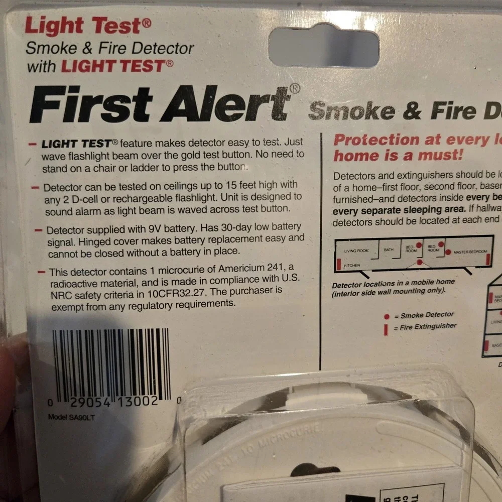 First Alert Smoke Detector Flashlight test Kitchen 5 year Alarm Life NIP